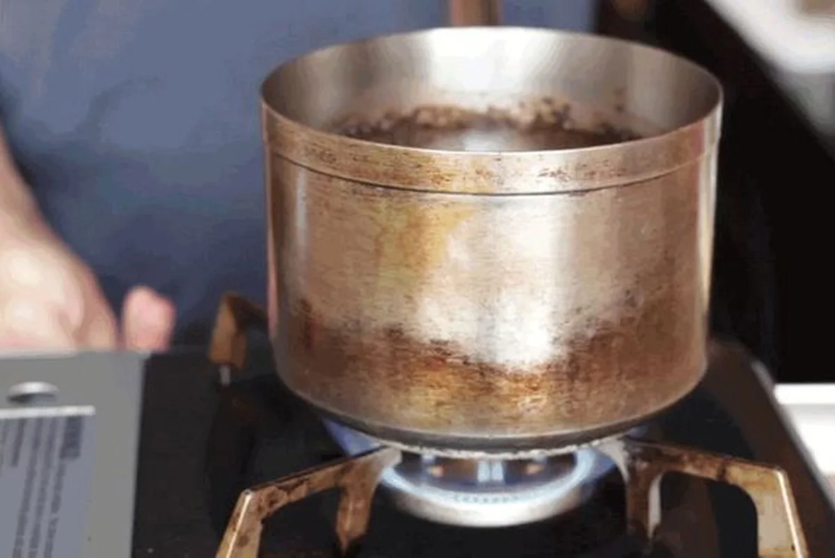 Šéfkuchaři přísahají: Špetka soli v kávě odstraní hořkou chuť. - image 2