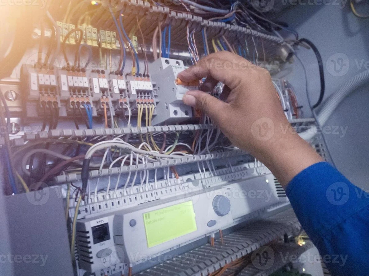 Proč elektrikáři vždy vypínají Wi-Fi router na noc - image 2